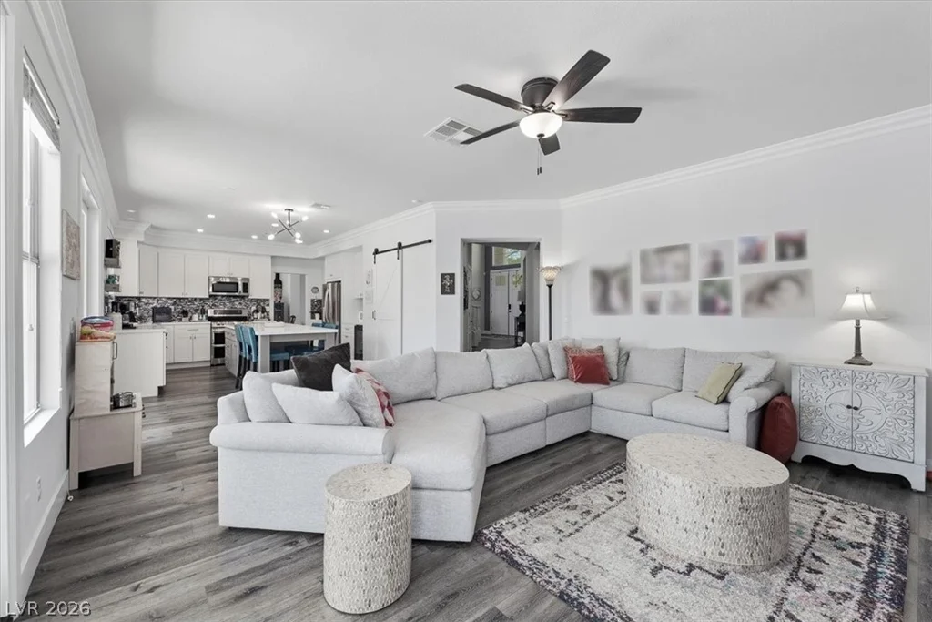 8212 Paseo Vista, Las Vegas, NV 89128