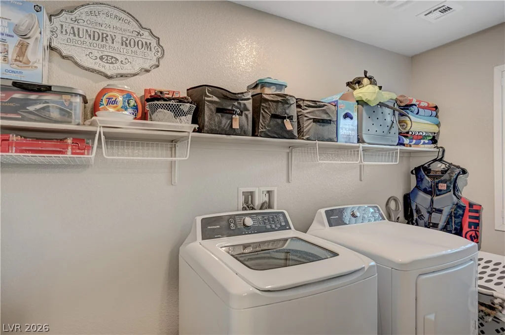 9327 Chieftain, Las Vegas, NV 89178