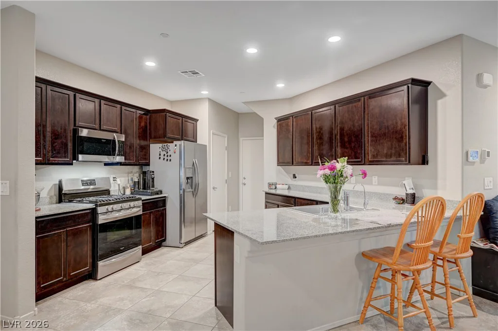 9327 Chieftain, Las Vegas, NV 89178