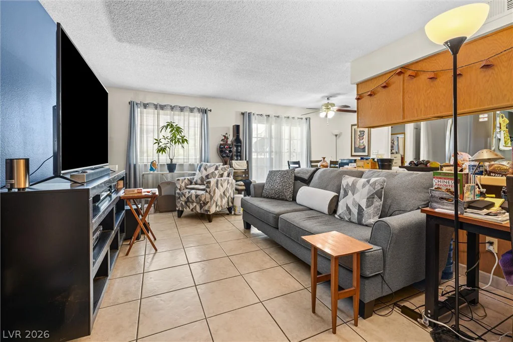 101 Luna, Las Vegas, NV 89145