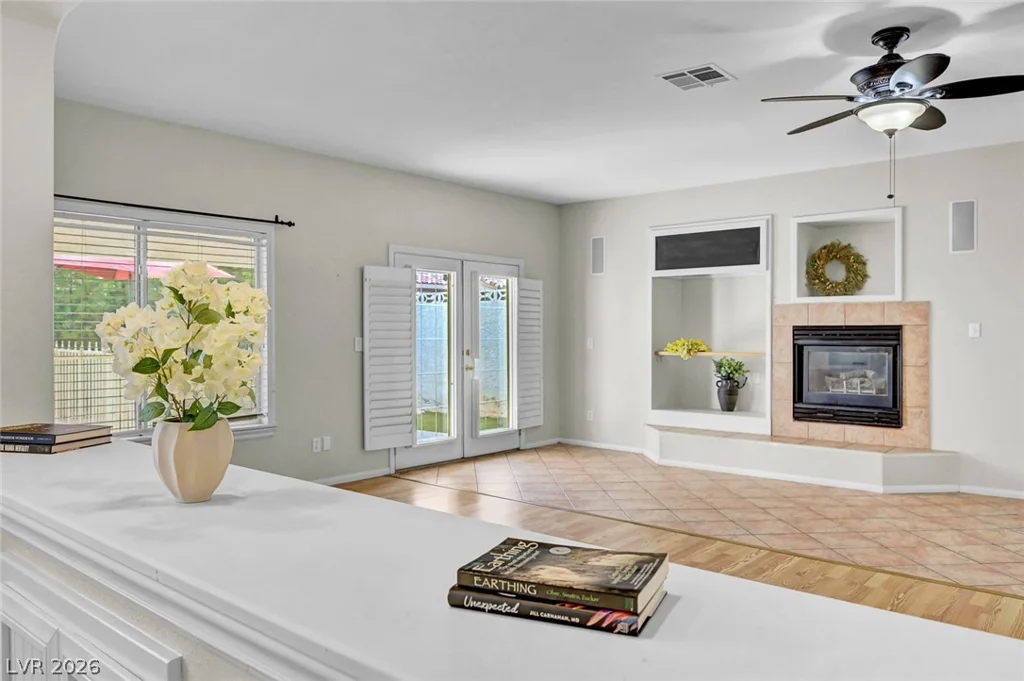 8963 Crystal Lagoon, Las Vegas, NV 89147