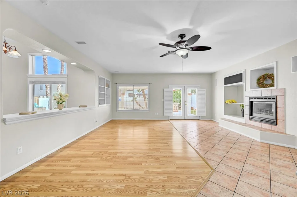 8963 Crystal Lagoon, Las Vegas, NV 89147