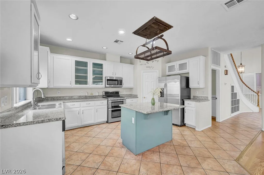 8963 Crystal Lagoon, Las Vegas, NV 89147