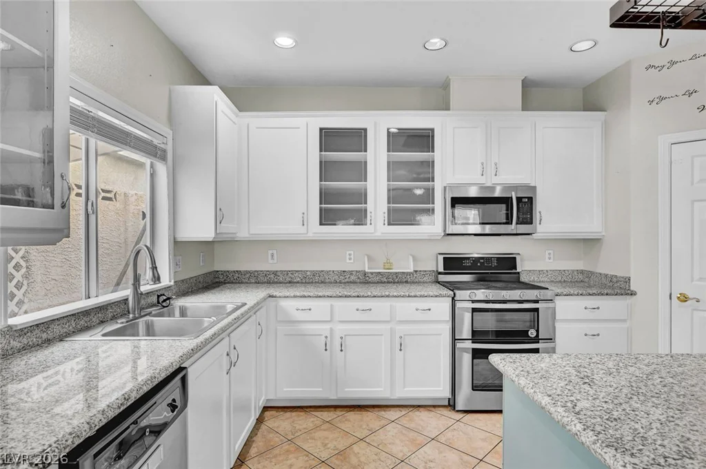 8963 Crystal Lagoon, Las Vegas, NV 89147