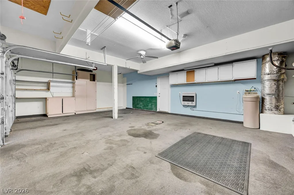 8963 Crystal Lagoon, Las Vegas, NV 89147
