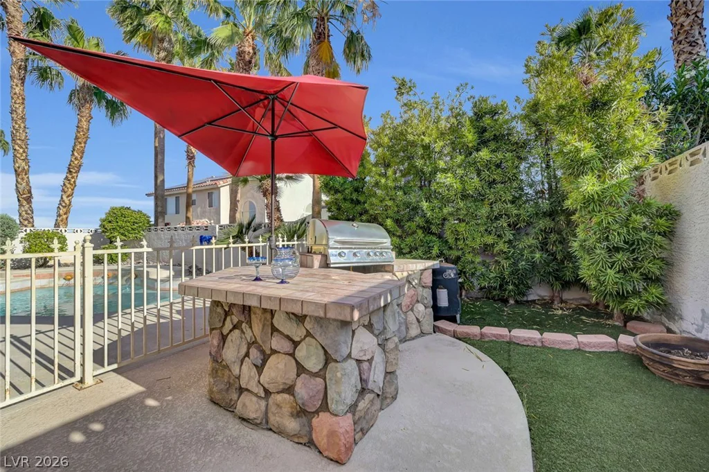 8963 Crystal Lagoon, Las Vegas, NV 89147