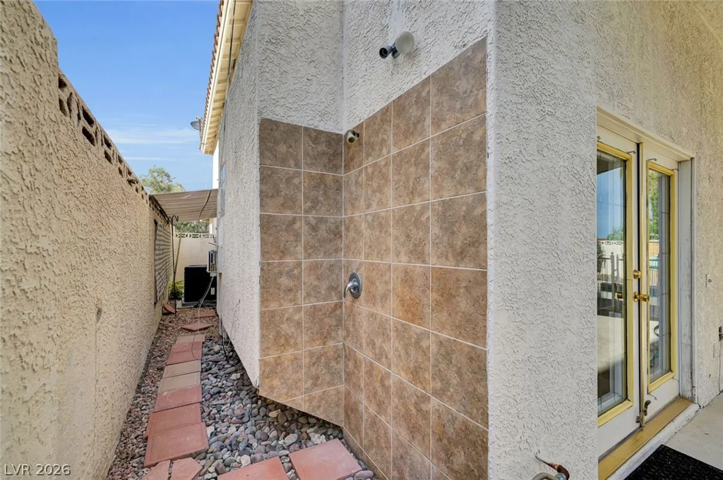 8963 Crystal Lagoon, Las Vegas, NV 89147