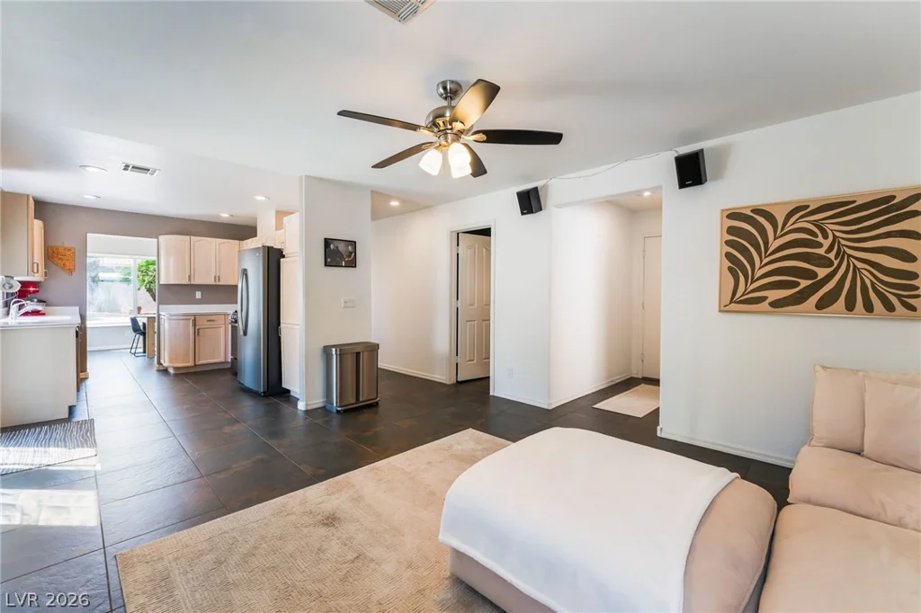 3654 Julius, Las Vegas, NV 89129