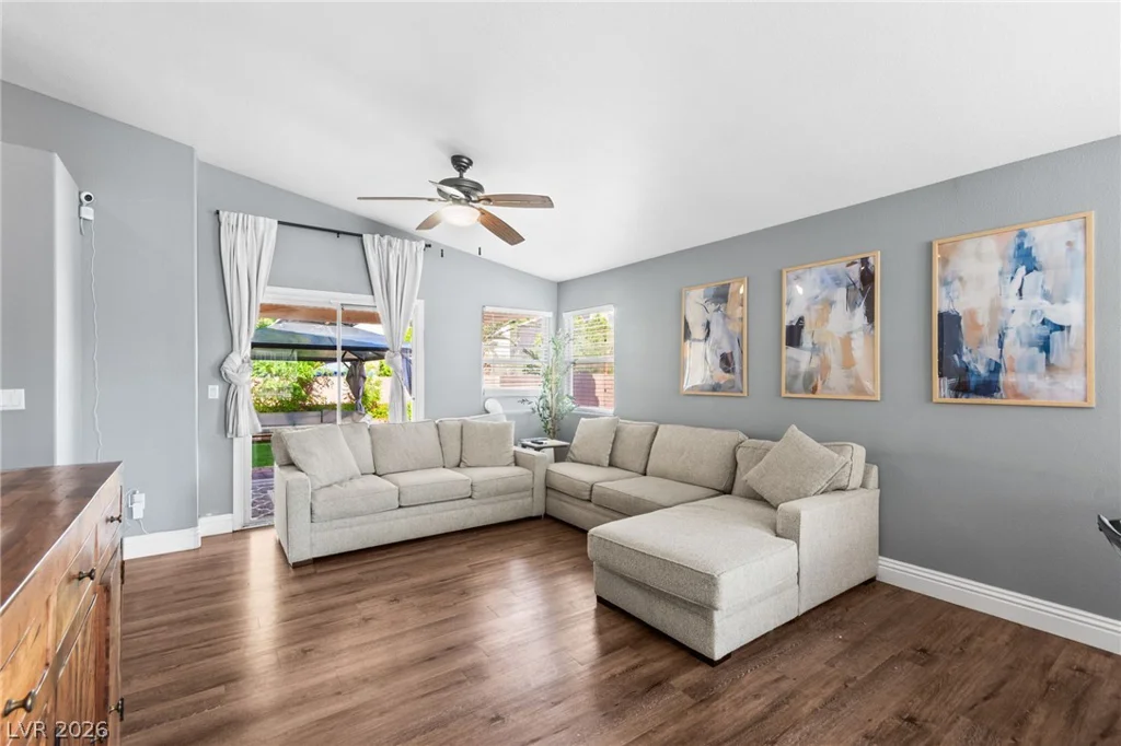 7634 Whispering Marsh, Las Vegas, NV 89131