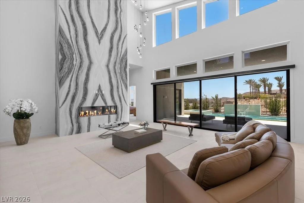 10907 Rossa Peak, Las Vegas, NV 89135
