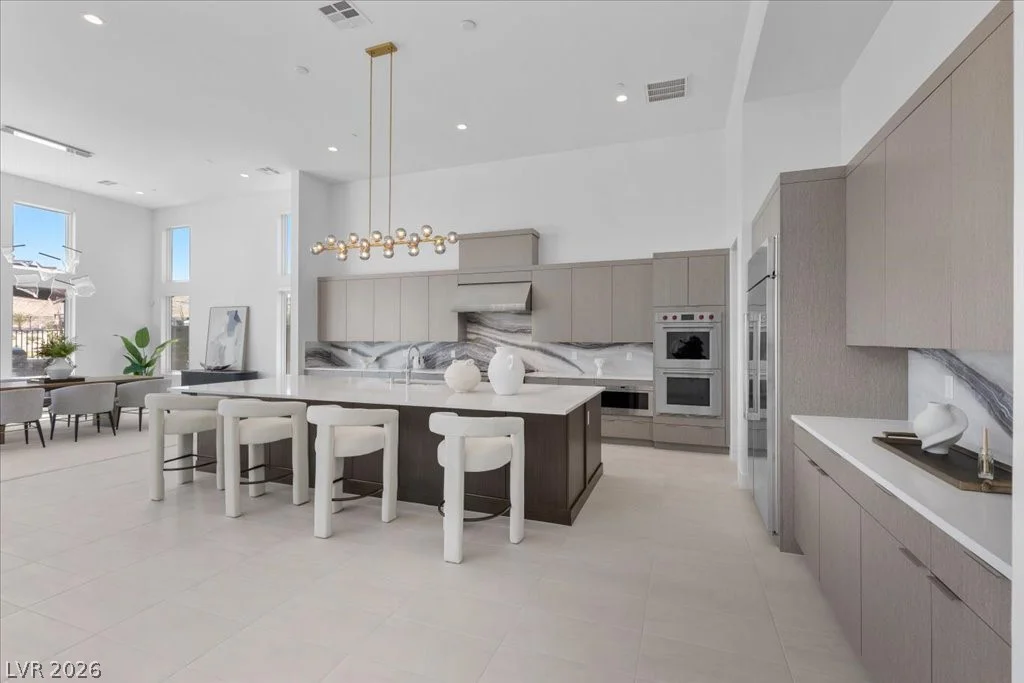 10907 Rossa Peak, Las Vegas, NV 89135
