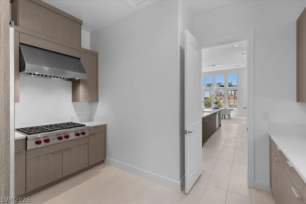 10907 Rossa Peak, Las Vegas, NV 89135