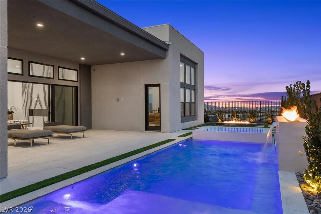10907 Rossa Peak, Las Vegas, NV 89135