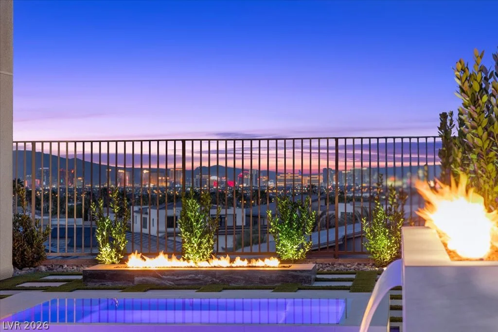 10907 Rossa Peak, Las Vegas, NV 89135