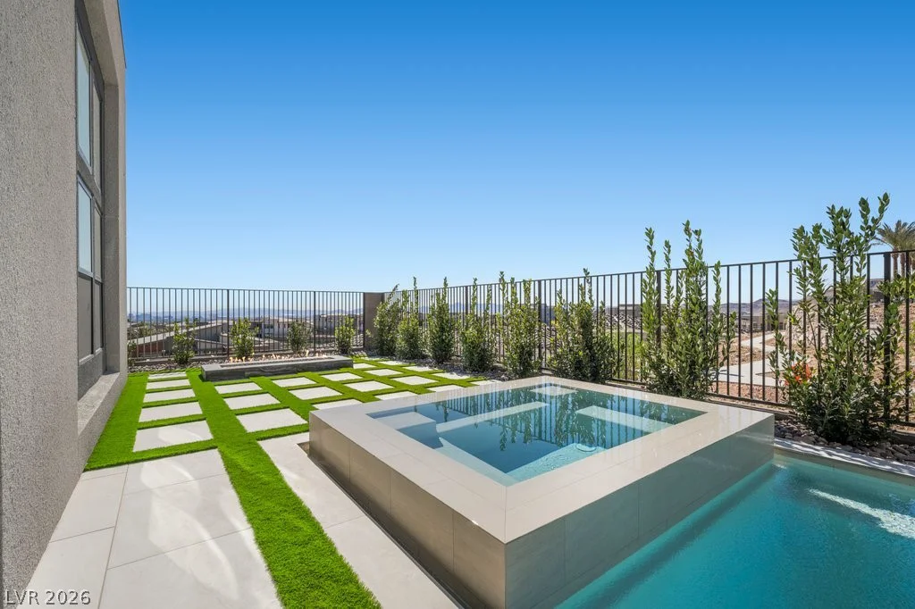 10907 Rossa Peak, Las Vegas, NV 89135