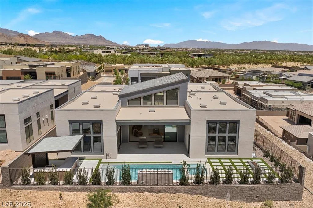 10907 Rossa Peak, Las Vegas, NV 89135