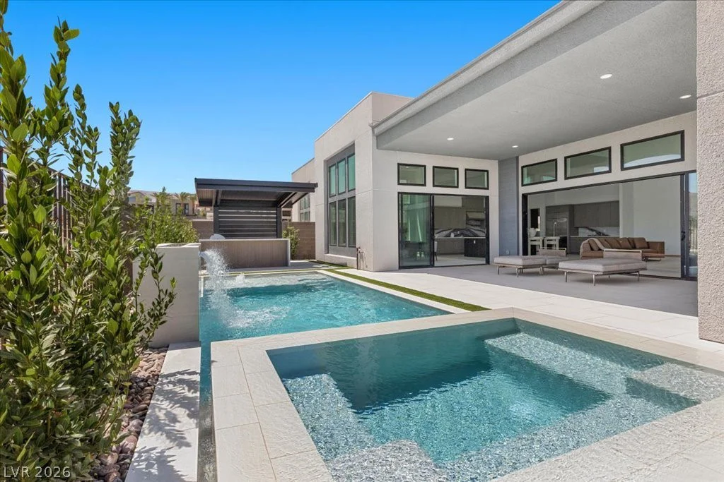 10907 Rossa Peak, Las Vegas, NV 89135