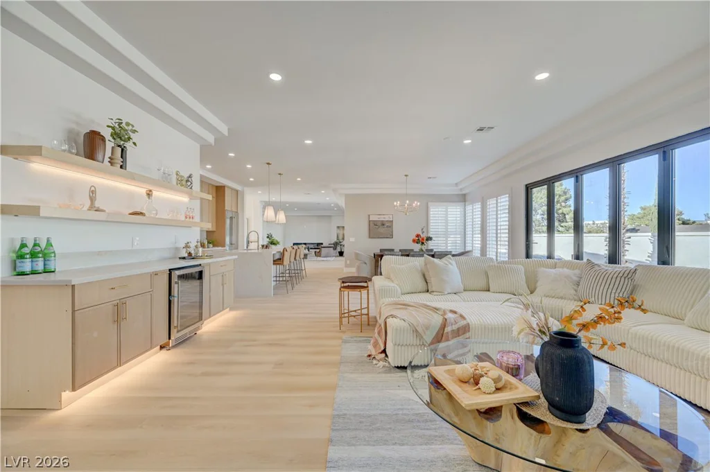 2290 Casa Bella, Las Vegas, NV 89117