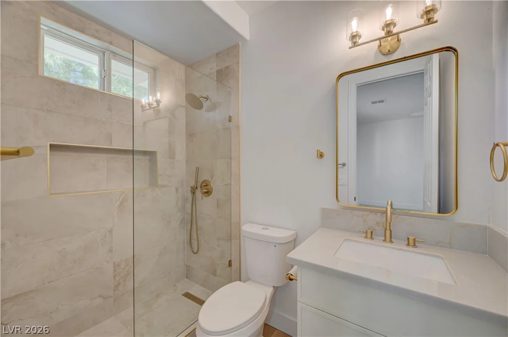 2290 Casa Bella, Las Vegas, NV 89117