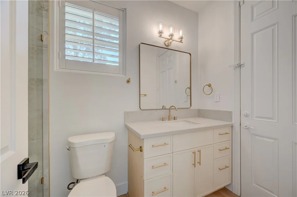 2290 Casa Bella, Las Vegas, NV 89117