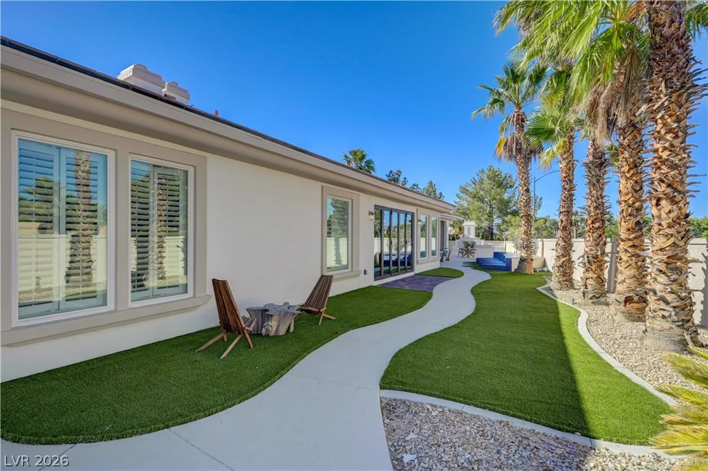 2290 Casa Bella, Las Vegas, NV 89117