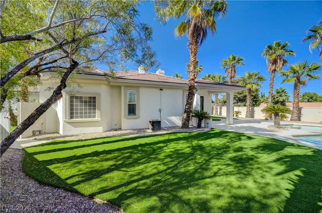 2290 Casa Bella, Las Vegas, NV 89117