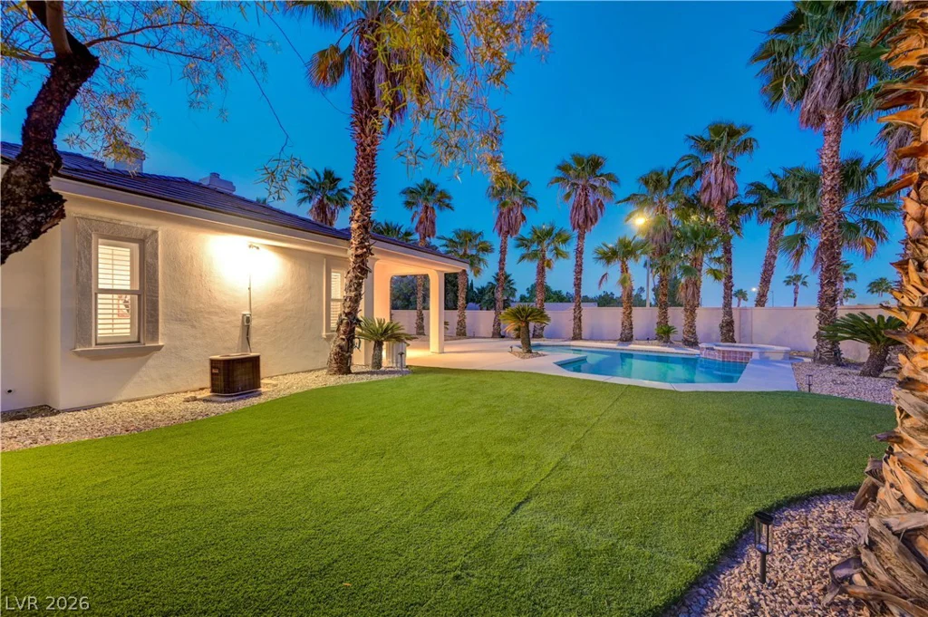2290 Casa Bella, Las Vegas, NV 89117