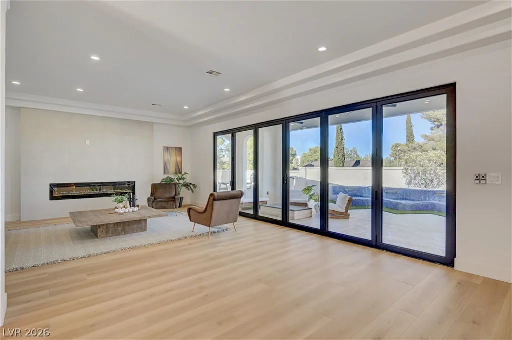 2290 Casa Bella, Las Vegas, NV 89117