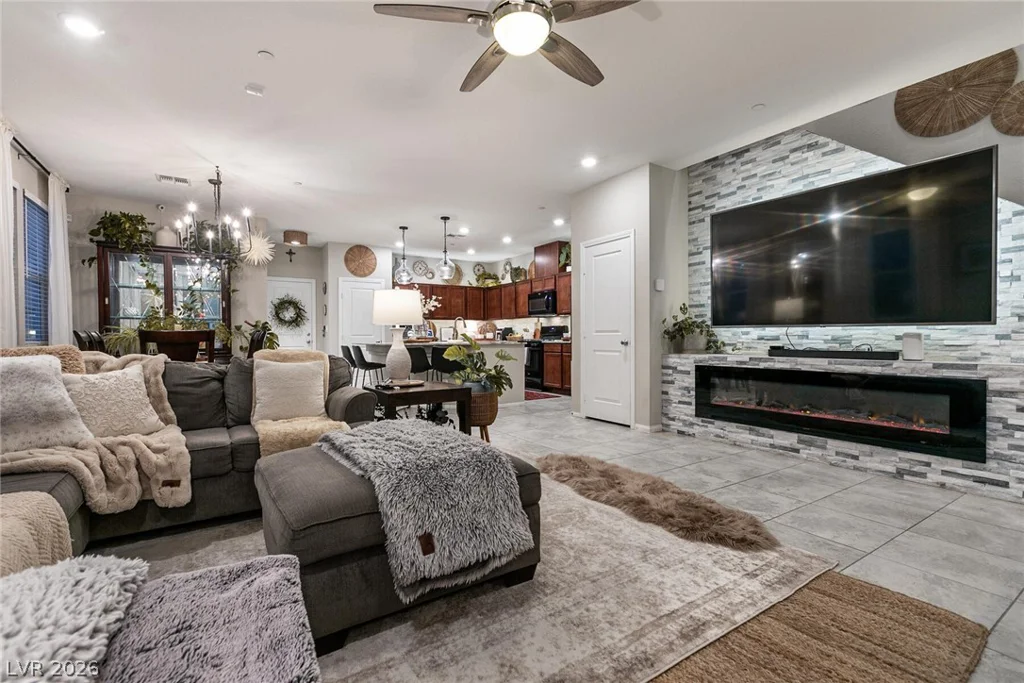 1009 Belton Lake, North Las Vegas, NV 89086