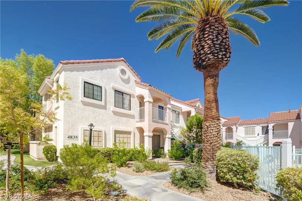 4835 Torrey Pines, Las Vegas, NV 89103