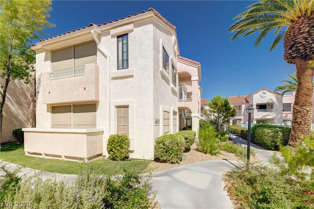 4835 Torrey Pines, Las Vegas, NV 89103