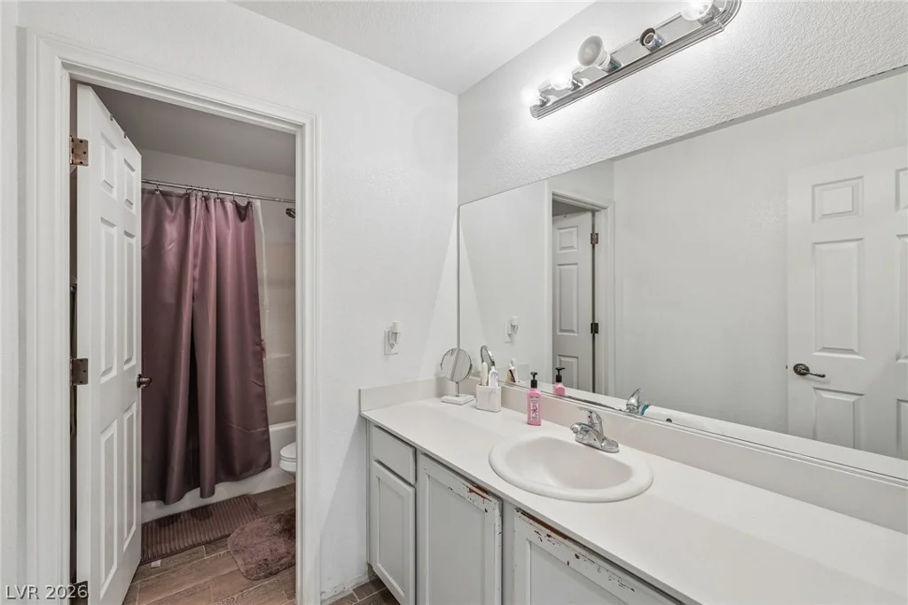 6636 Cliff Shore, North Las Vegas, NV 89084
