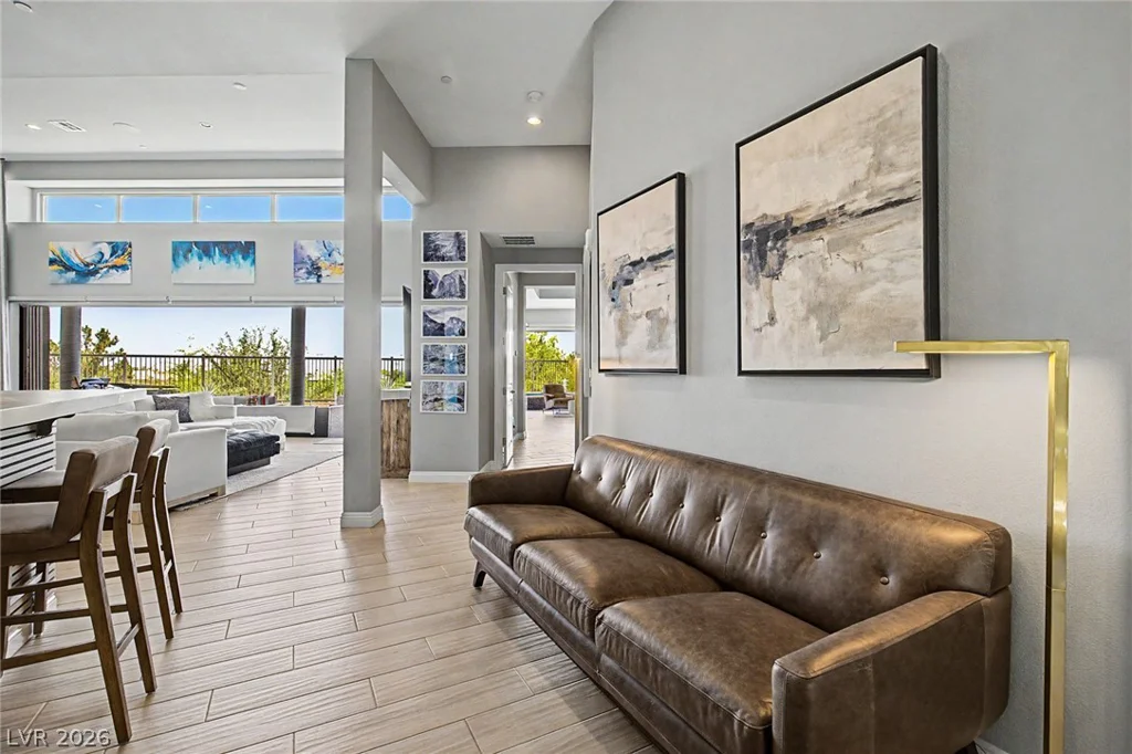 6014 Willow Ridge, Las Vegas, NV 89135