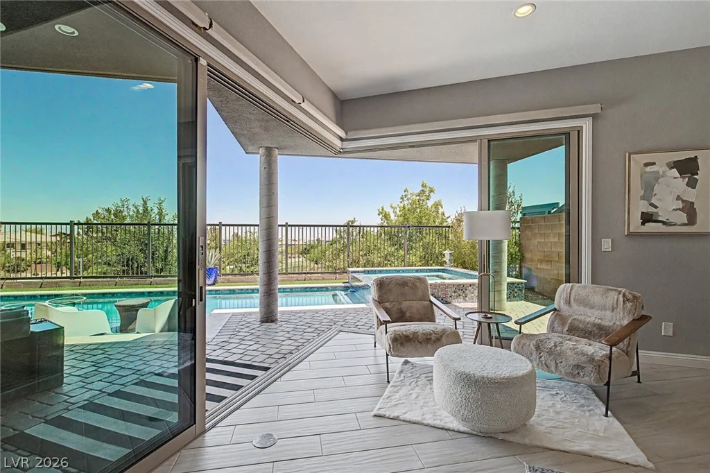 6014 Willow Ridge, Las Vegas, NV 89135
