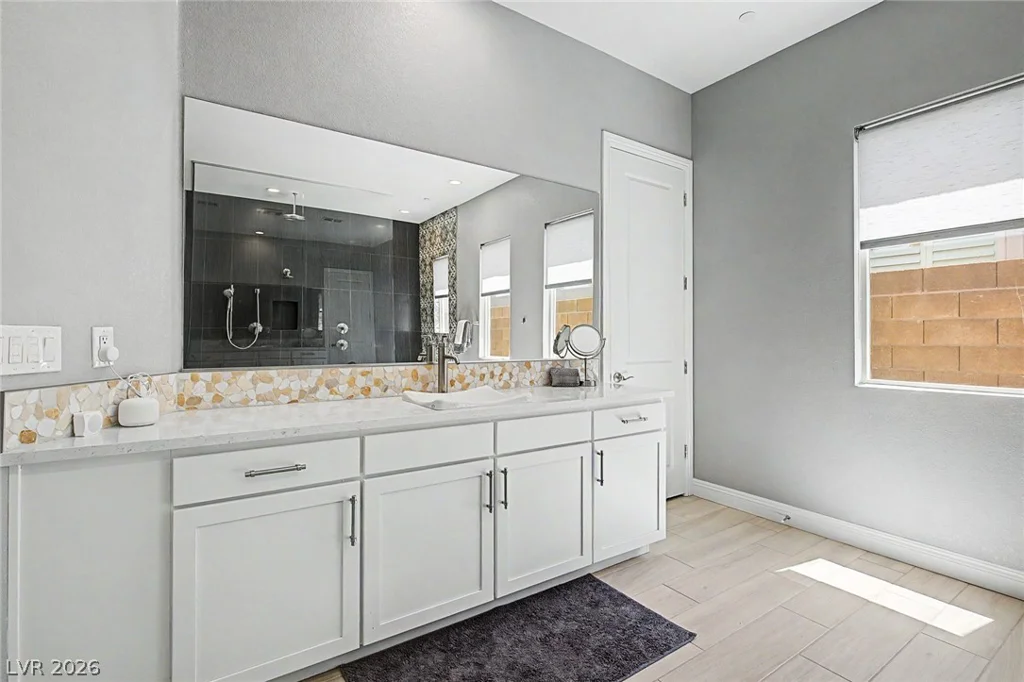 6014 Willow Ridge, Las Vegas, NV 89135