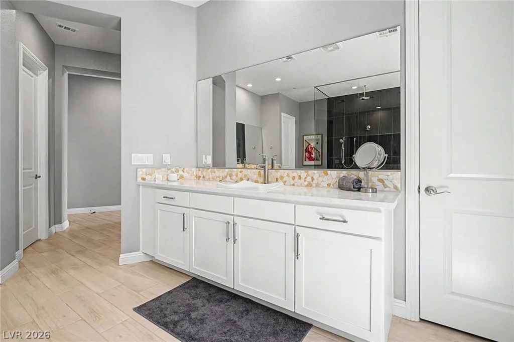 6014 Willow Ridge, Las Vegas, NV 89135