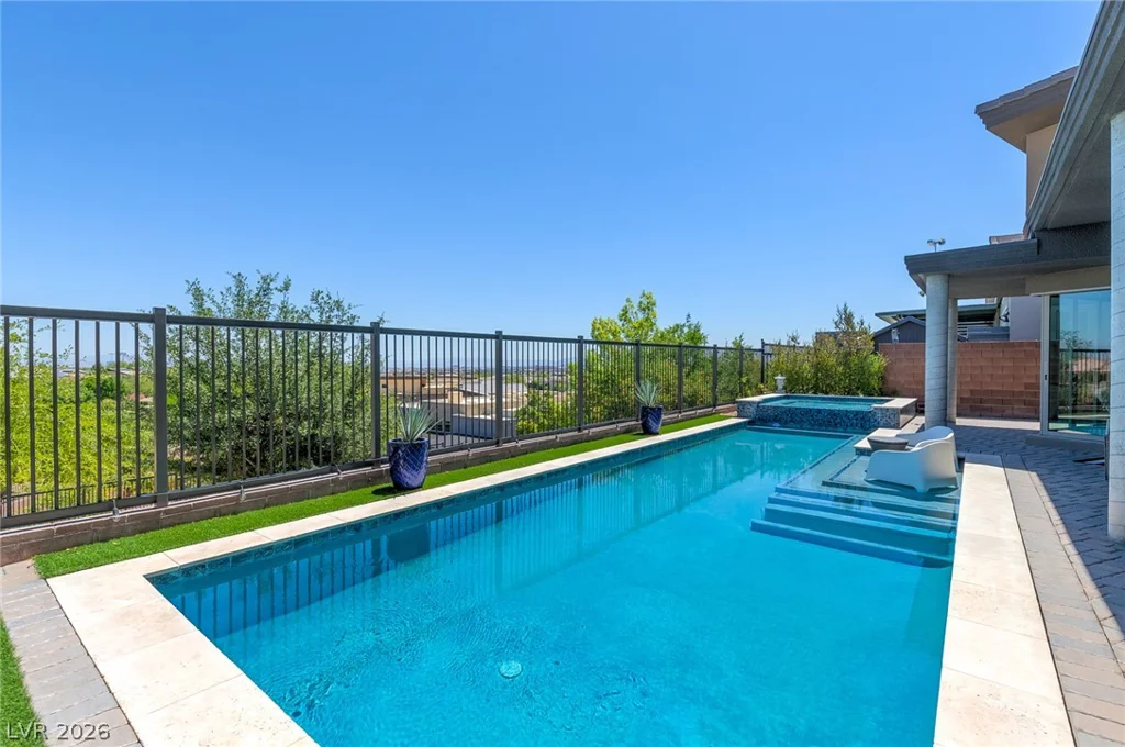 6014 Willow Ridge, Las Vegas, NV 89135