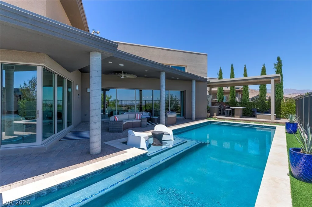 6014 Willow Ridge, Las Vegas, NV 89135