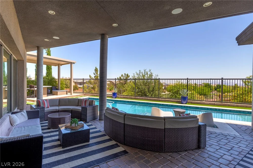 6014 Willow Ridge, Las Vegas, NV 89135