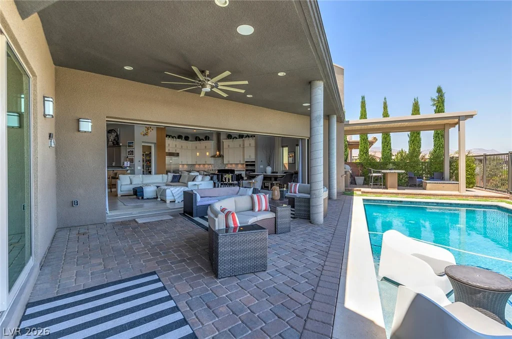 6014 Willow Ridge, Las Vegas, NV 89135