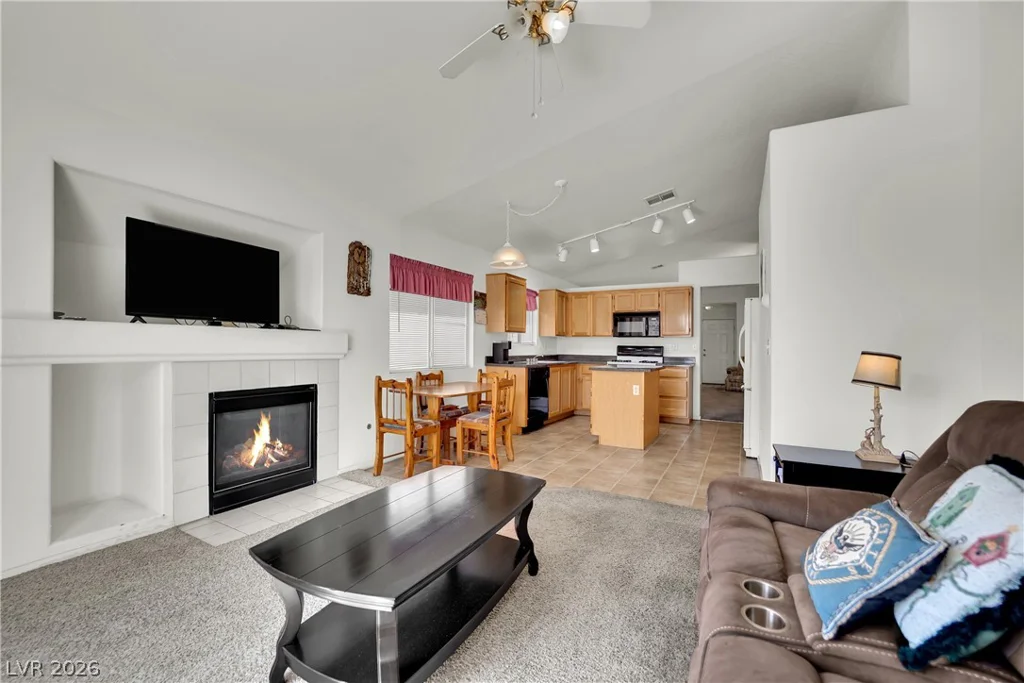 5936 Round Castle, Las Vegas, NV 89130
