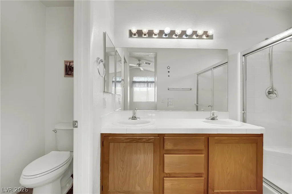 5936 Round Castle, Las Vegas, NV 89130