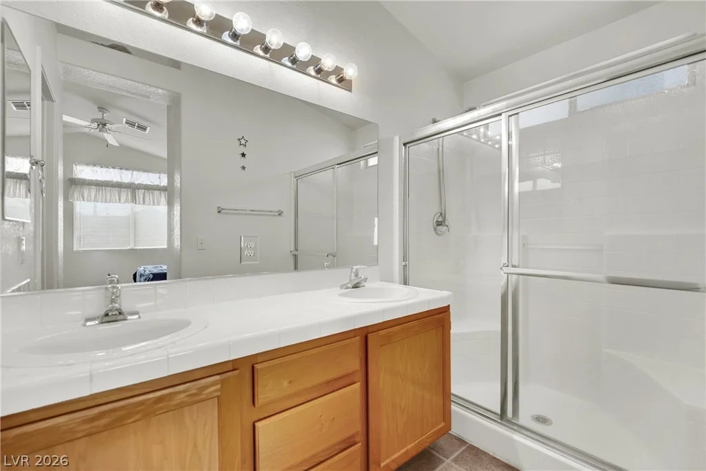 5936 Round Castle, Las Vegas, NV 89130