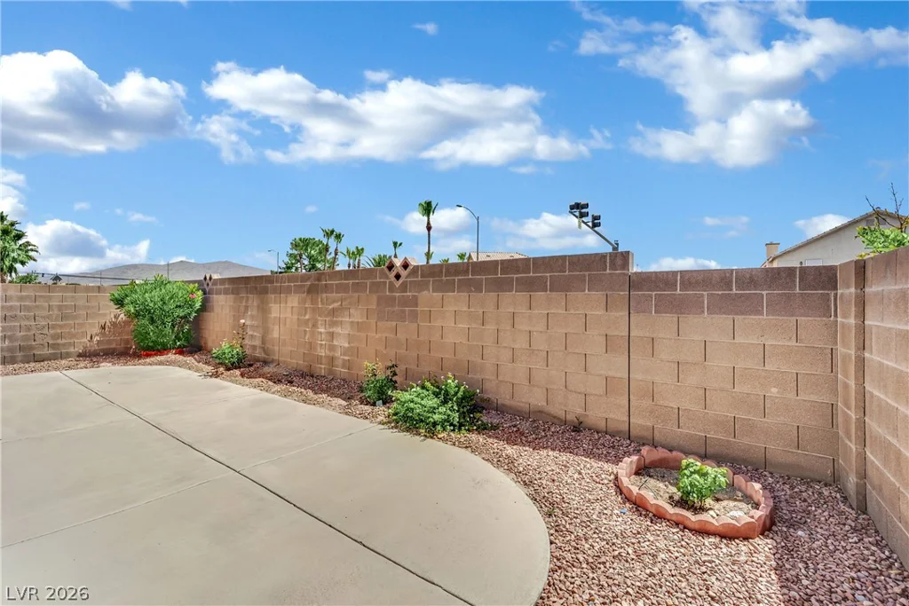 5936 Round Castle, Las Vegas, NV 89130
