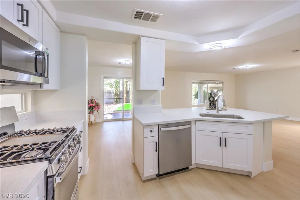 10034 Basalt Hollow, Las Vegas, NV 89148