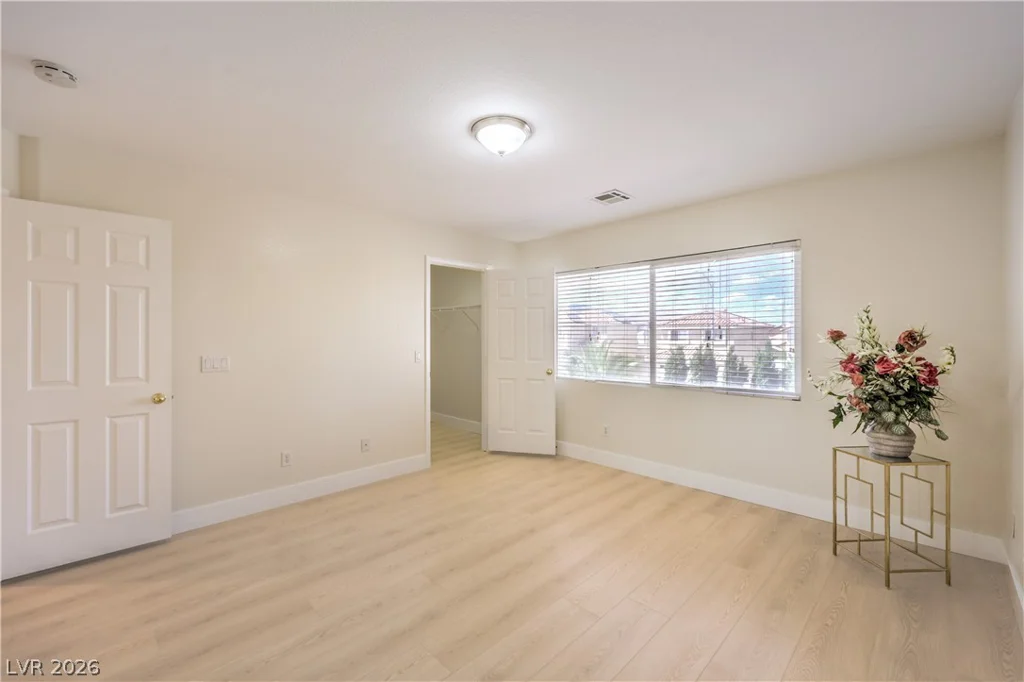 10034 Basalt Hollow, Las Vegas, NV 89148