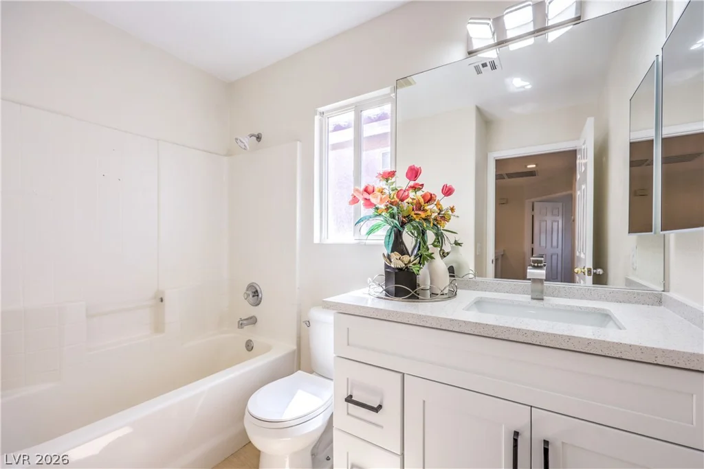 10034 Basalt Hollow, Las Vegas, NV 89148