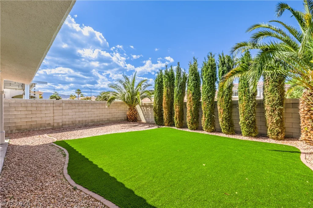 10034 Basalt Hollow, Las Vegas, NV 89148
