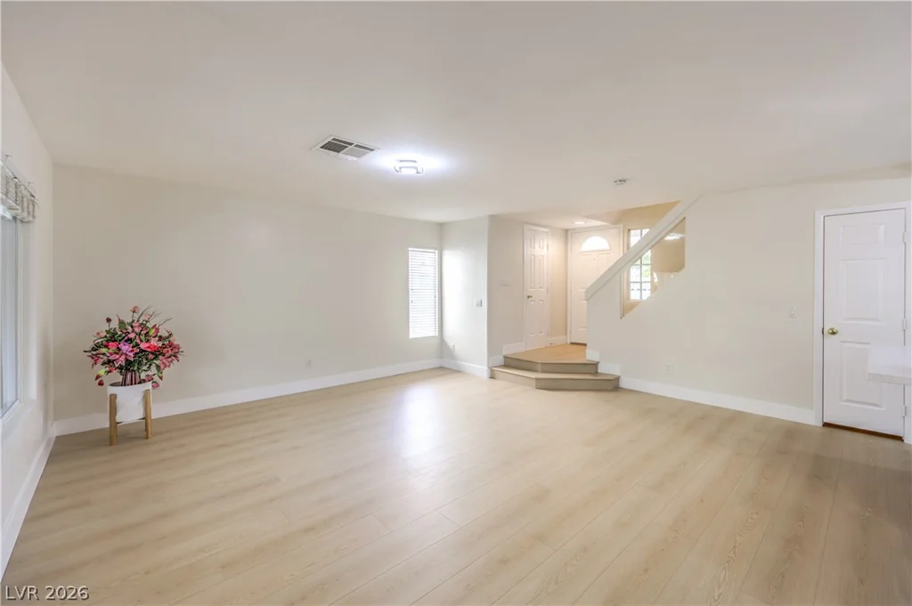 10034 Basalt Hollow, Las Vegas, NV 89148