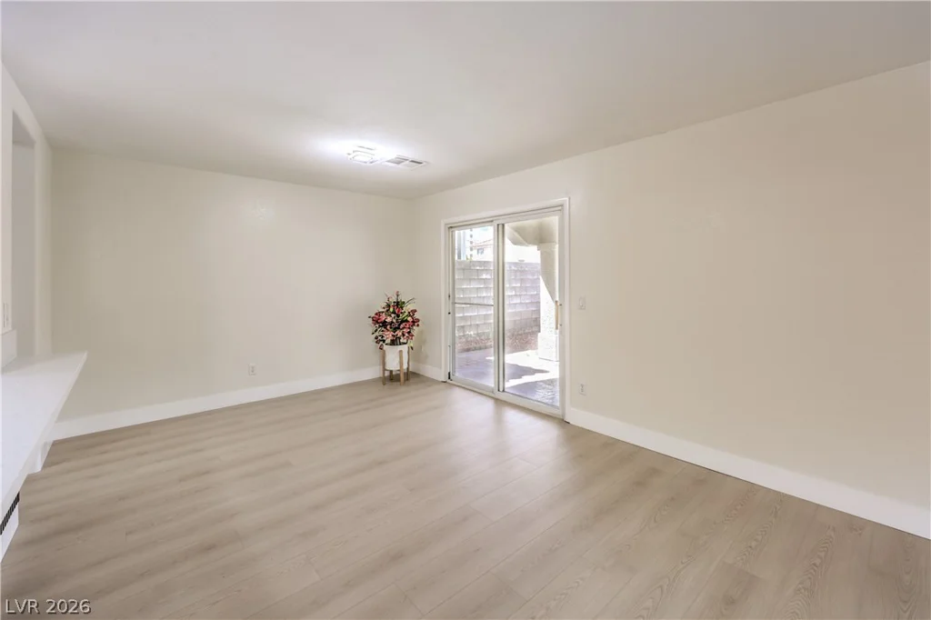 10034 Basalt Hollow, Las Vegas, NV 89148